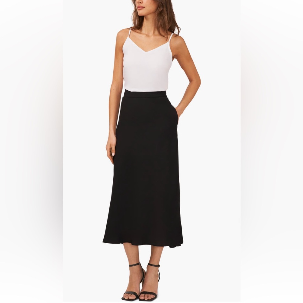 HALOGEN pull on A line skirt | Size M| Black